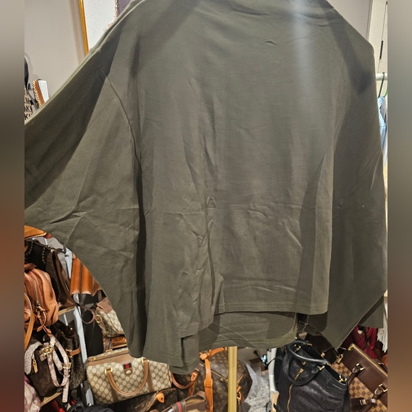 NWT Mockneck Boxy Pullover - Picture 4 of 5